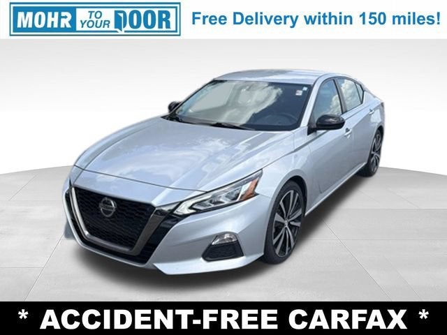 2019 Nissan Altima 2.5 SR in Brilliant Silver Metallic — front three-quarter view