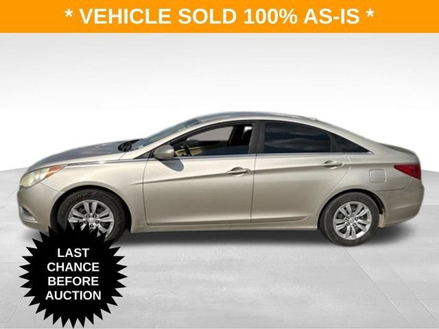 2011 Hyundai Sonata — side profile view